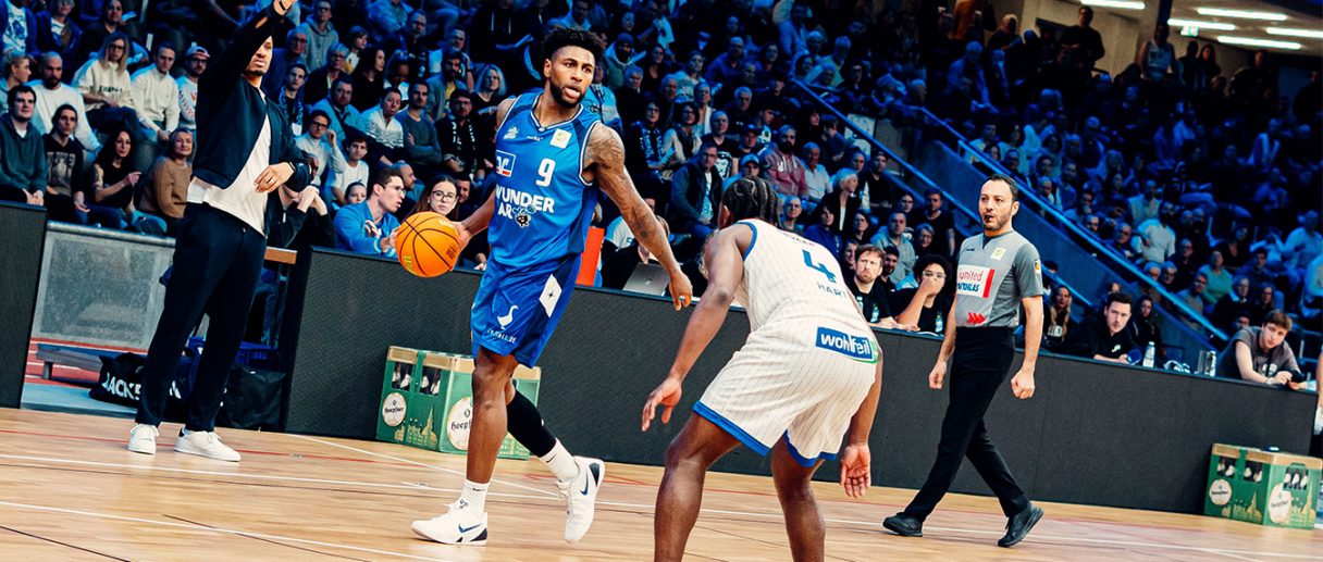 Das aktuelle Bild hat keinen Alternativtext. Der Dateiname ist: Vorbericht-Bremerhaven.jpg