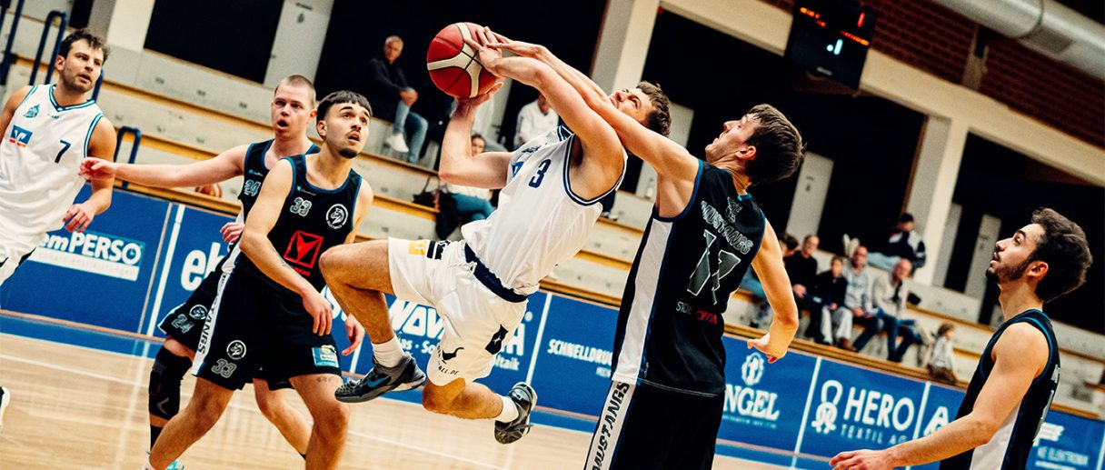 Das aktuelle Bild hat keinen Alternativtext. Der Dateiname ist: Nachbericht-KW-09.jpg