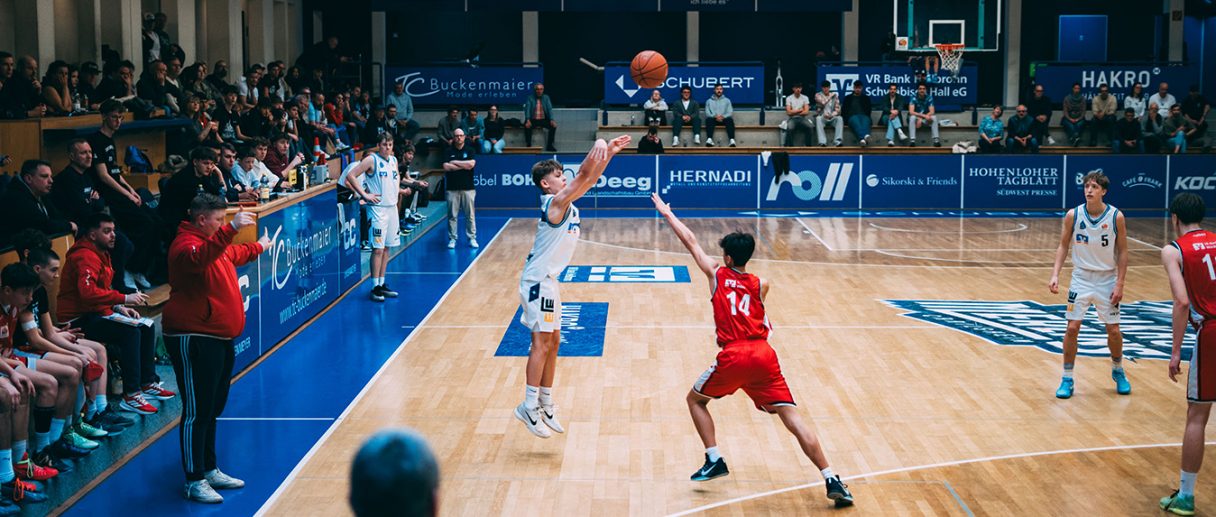 Das aktuelle Bild hat keinen Alternativtext. Der Dateiname ist: Nachbericht-KW-12.jpg