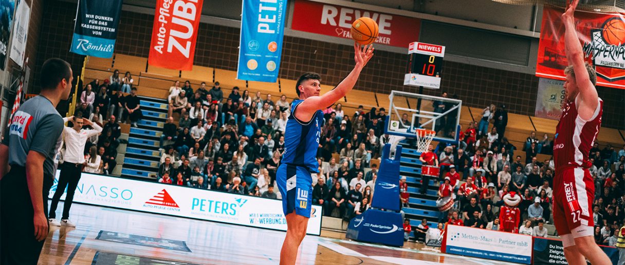 Das aktuelle Bild hat keinen Alternativtext. Der Dateiname ist: Nachbericht-Paderborn.jpg