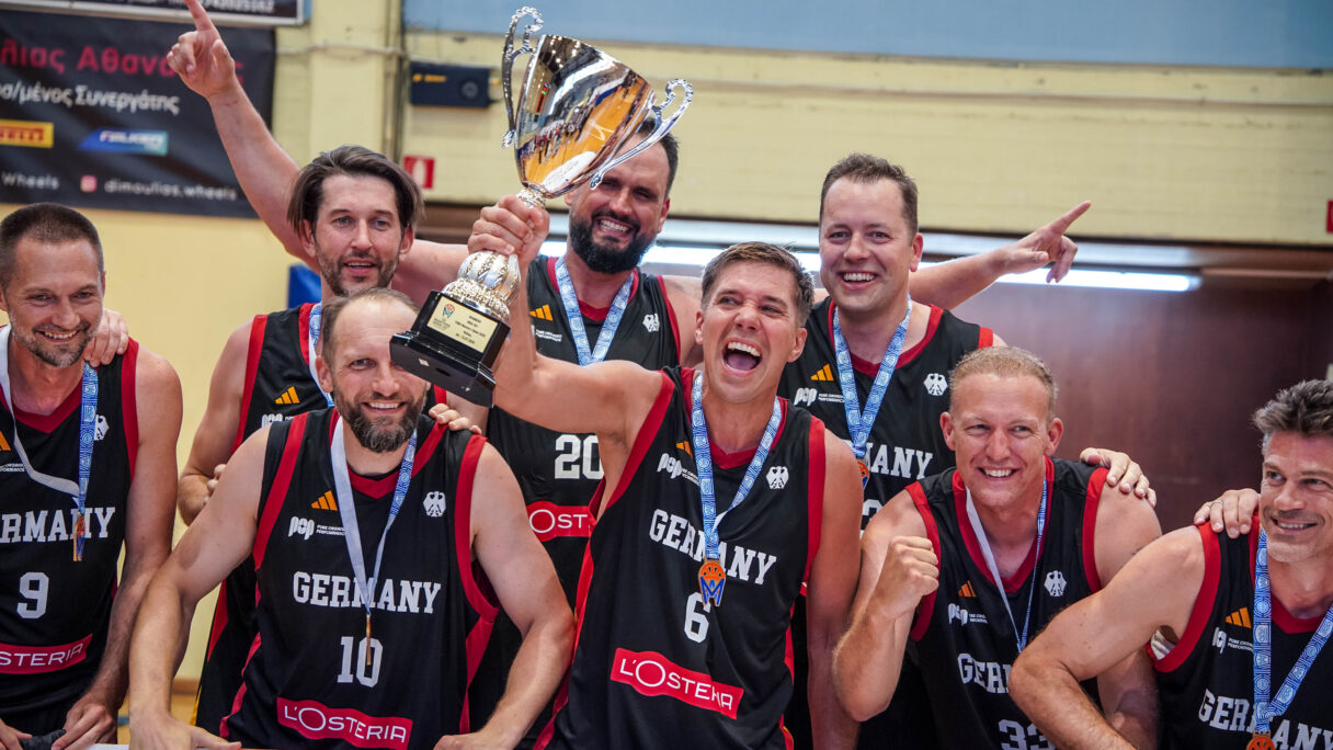 Aktuelles Bild: Gruppenbild Ü40 Weltmeister