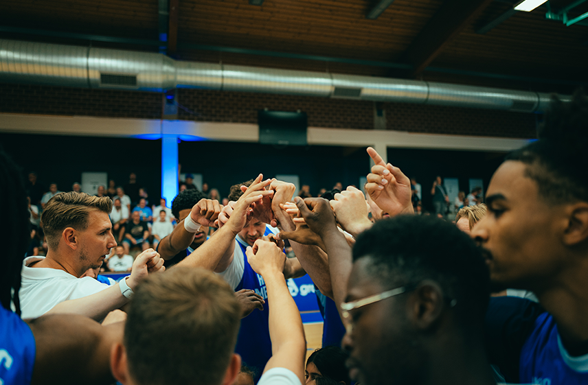 Huddle_HP Profis