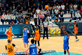 Anthony Gaines beim Freiwurf