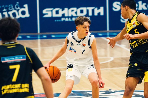 Merlins-Nachwuchsspieler in der HAKRO Arena