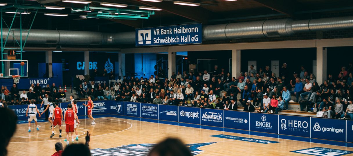 Jugend Basketballspiel in der HAKRO Arena