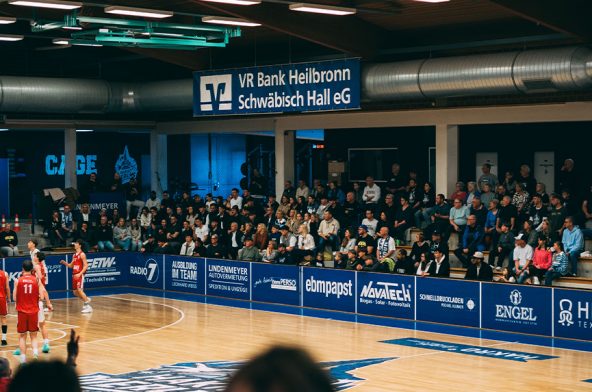 Jugend Basketballspiel in der HAKRO Arena