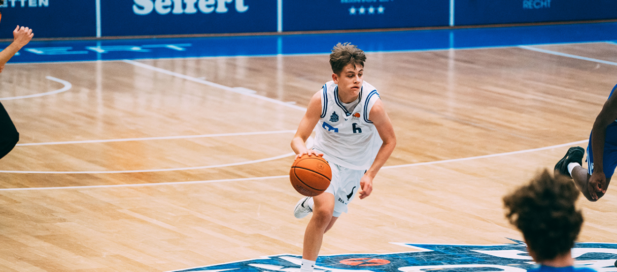 Linus Ohr beim JBBL Spiel