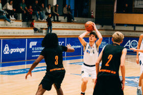 Nachwuchsbasketball in der HAKRO Arena